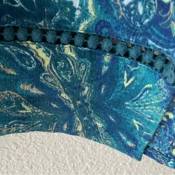 Ladies Tunic - Picture 4 of 5